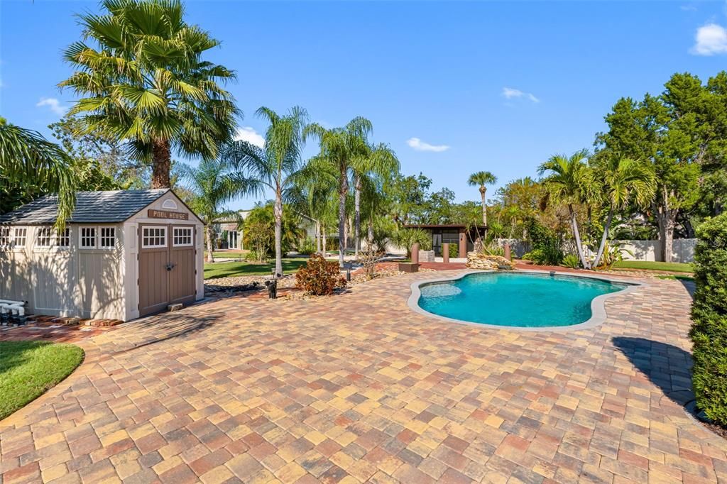 待售: $1,450,000 (4 贝兹, 2 浴室, 3704 平方英尺)