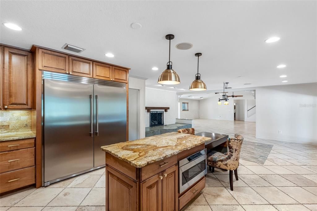 待售: $1,450,000 (4 贝兹, 2 浴室, 3704 平方英尺)