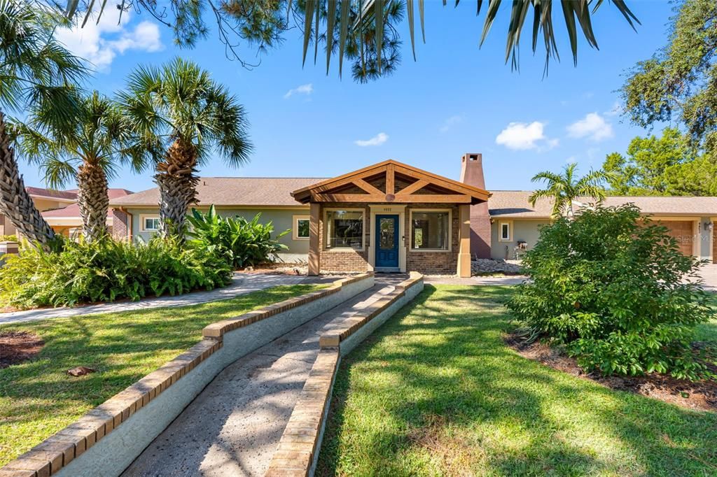 待售: $1,450,000 (4 贝兹, 2 浴室, 3704 平方英尺)