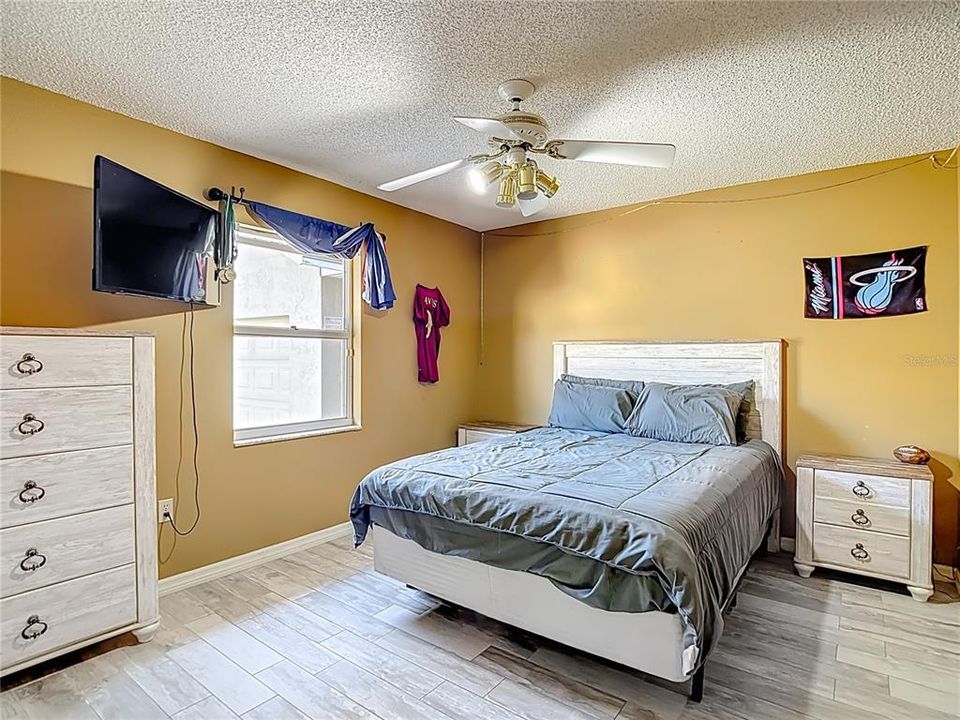 En Venta: $534,900 (4 camas, 2 baños, 2534 Pies cuadrados)