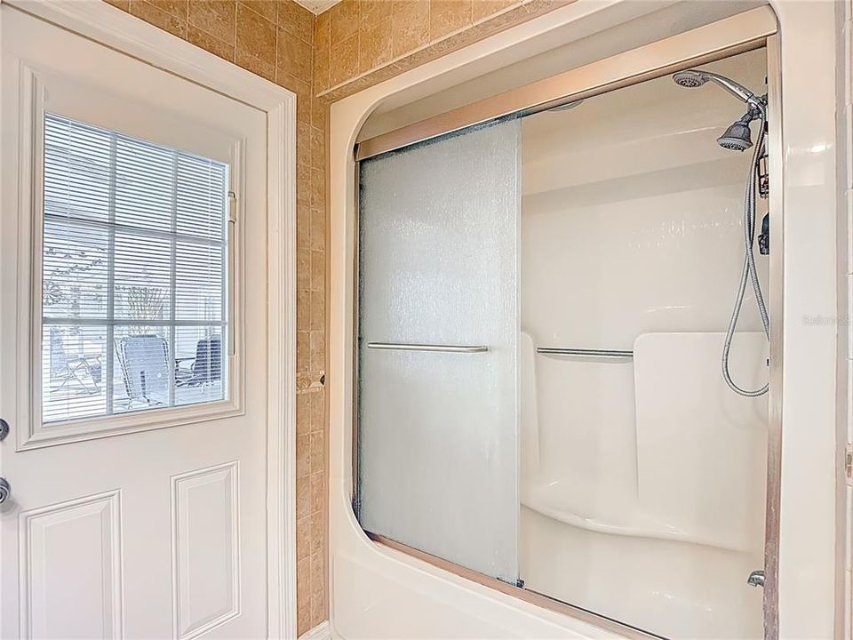 En Venta: $534,900 (4 camas, 2 baños, 2534 Pies cuadrados)