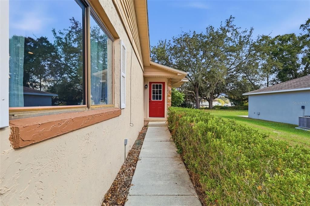 На продажу: $374,900 (4 спален, 2 ванн, 1920 Квадратных фут)