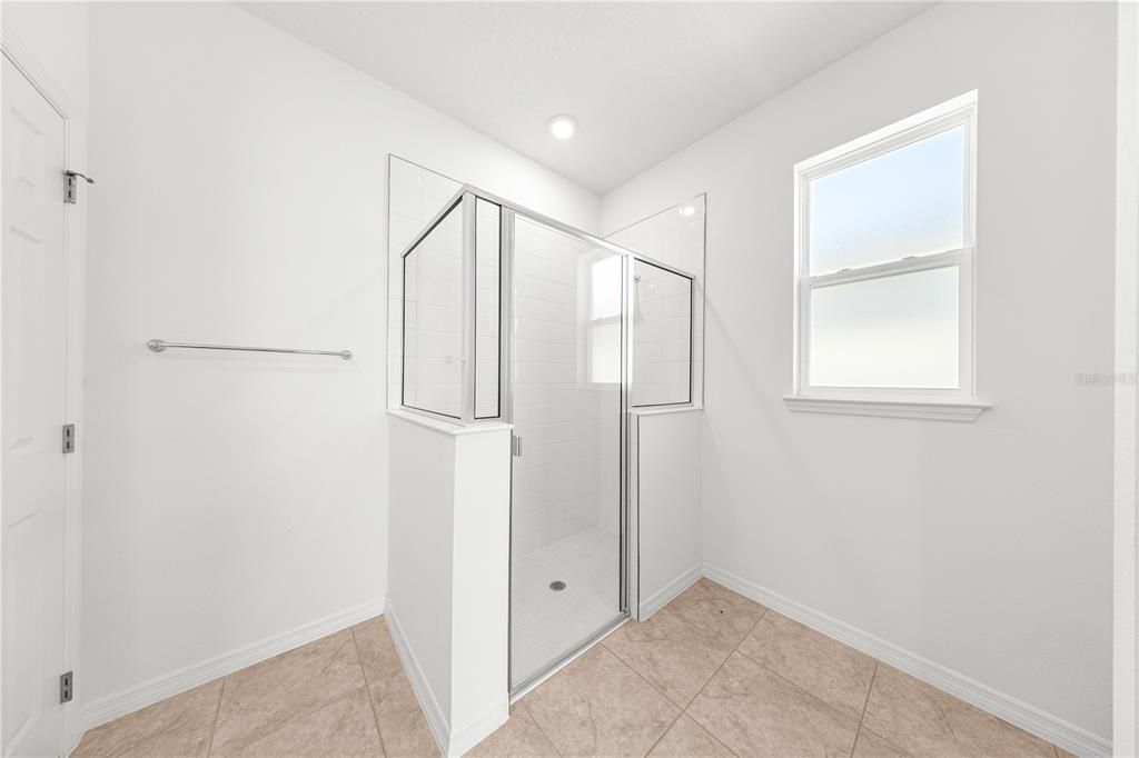 En Renta: $1,995 (3 camas, 2 baños, 1856 Pies cuadrados)