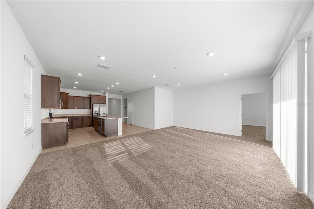 En Renta: $1,995 (3 camas, 2 baños, 1856 Pies cuadrados)