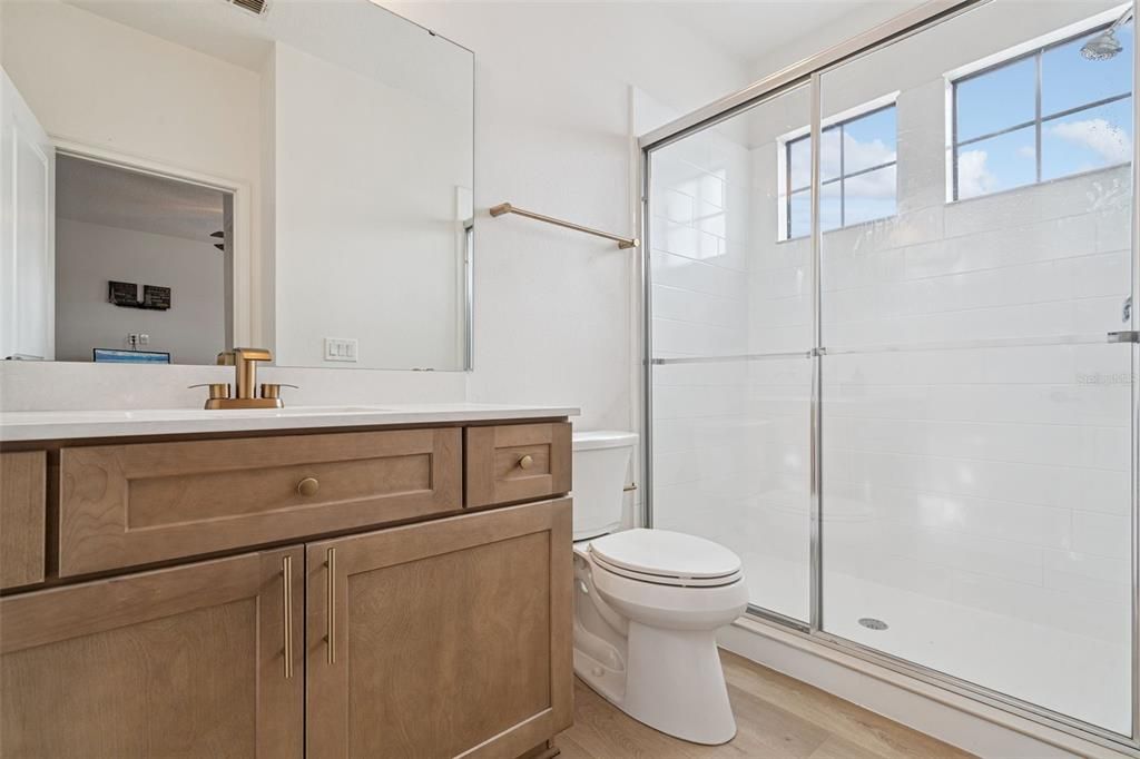 For Sale: $1,379,990 (6 beds, 4 baths, 5051 Square Feet)