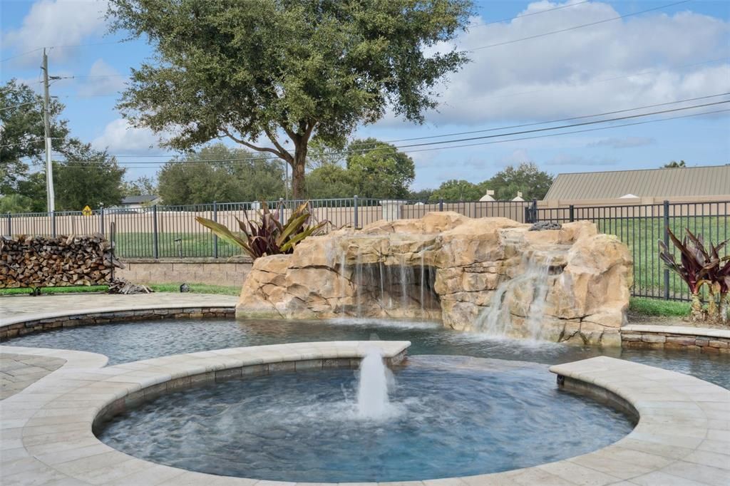 For Sale: $1,379,990 (6 beds, 4 baths, 5051 Square Feet)