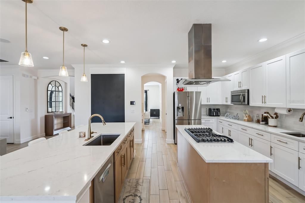 For Sale: $1,379,990 (6 beds, 4 baths, 5051 Square Feet)