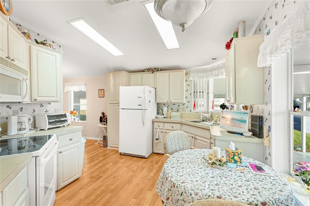 待售: $197,500 (2 贝兹, 2 浴室, 1436 平方英尺)