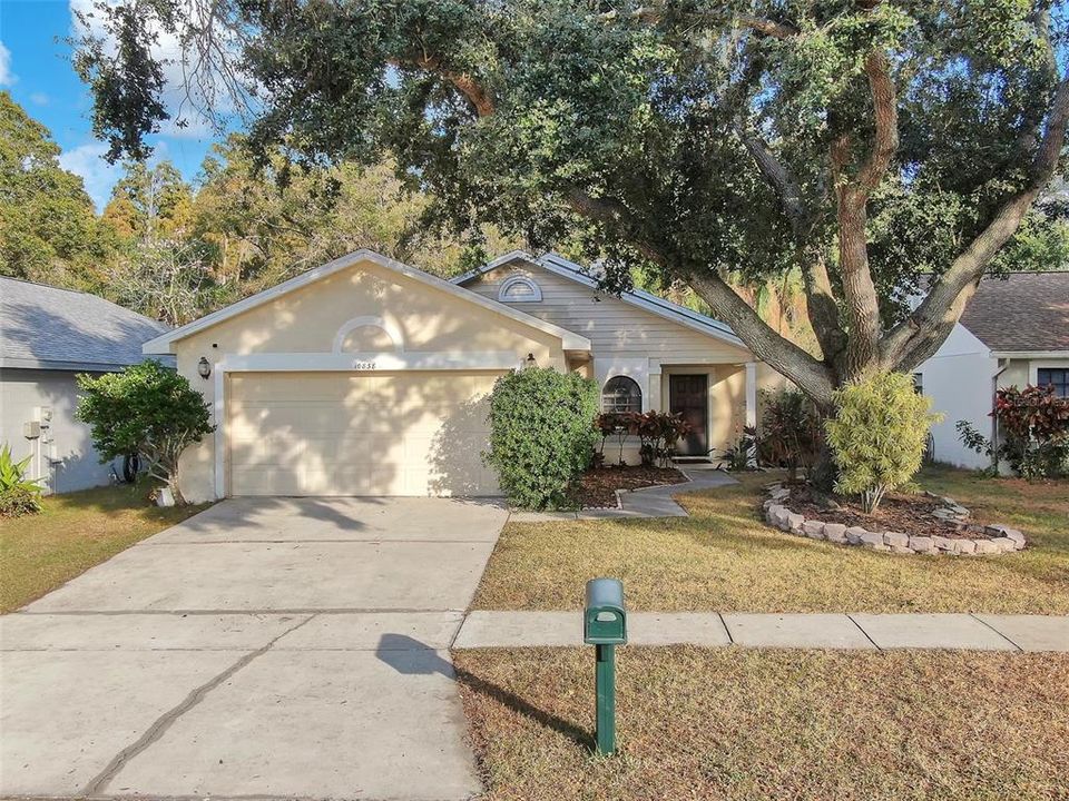 For Sale: $339,000 (3 beds, 2 baths, 1433 Square Feet)