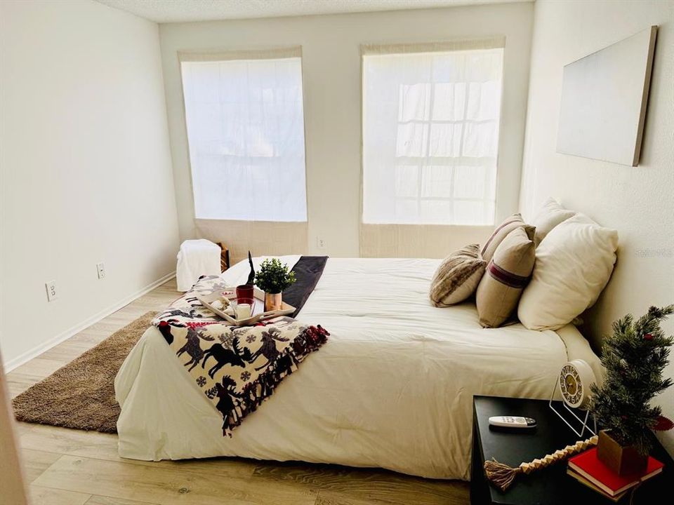 待售: $150,000 (2 贝兹, 1 浴室, 912 平方英尺)