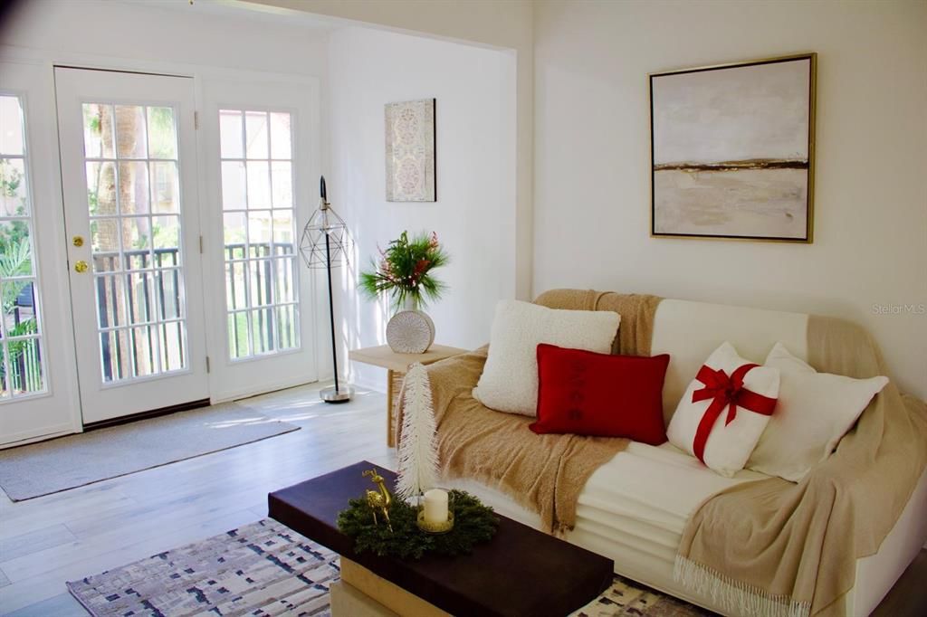 待售: $150,000 (2 贝兹, 1 浴室, 912 平方英尺)