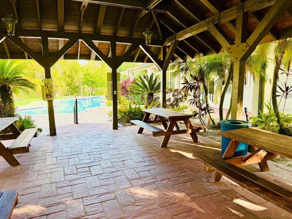 待售: $150,000 (2 贝兹, 1 浴室, 912 平方英尺)