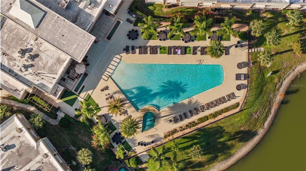 For Sale: $460,000 (4 beds, 4 baths, 2396 Square Feet)