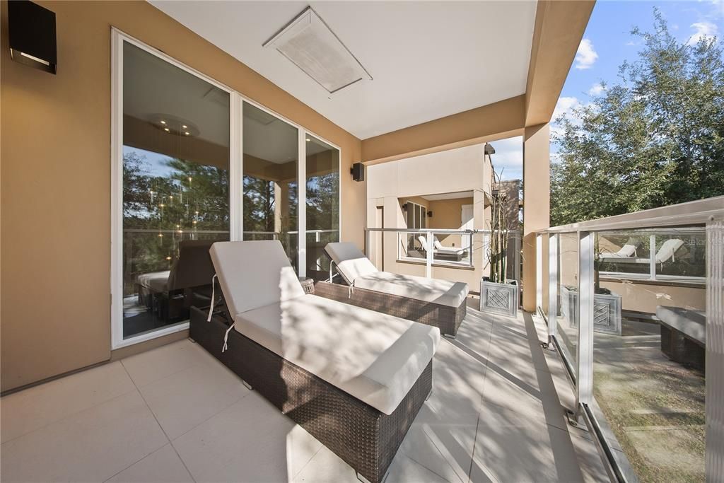 For Sale: $460,000 (4 beds, 4 baths, 2396 Square Feet)