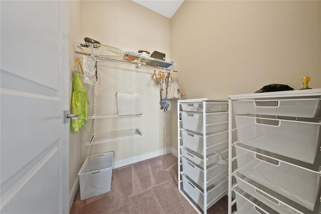 For Sale: $460,000 (4 beds, 4 baths, 2396 Square Feet)