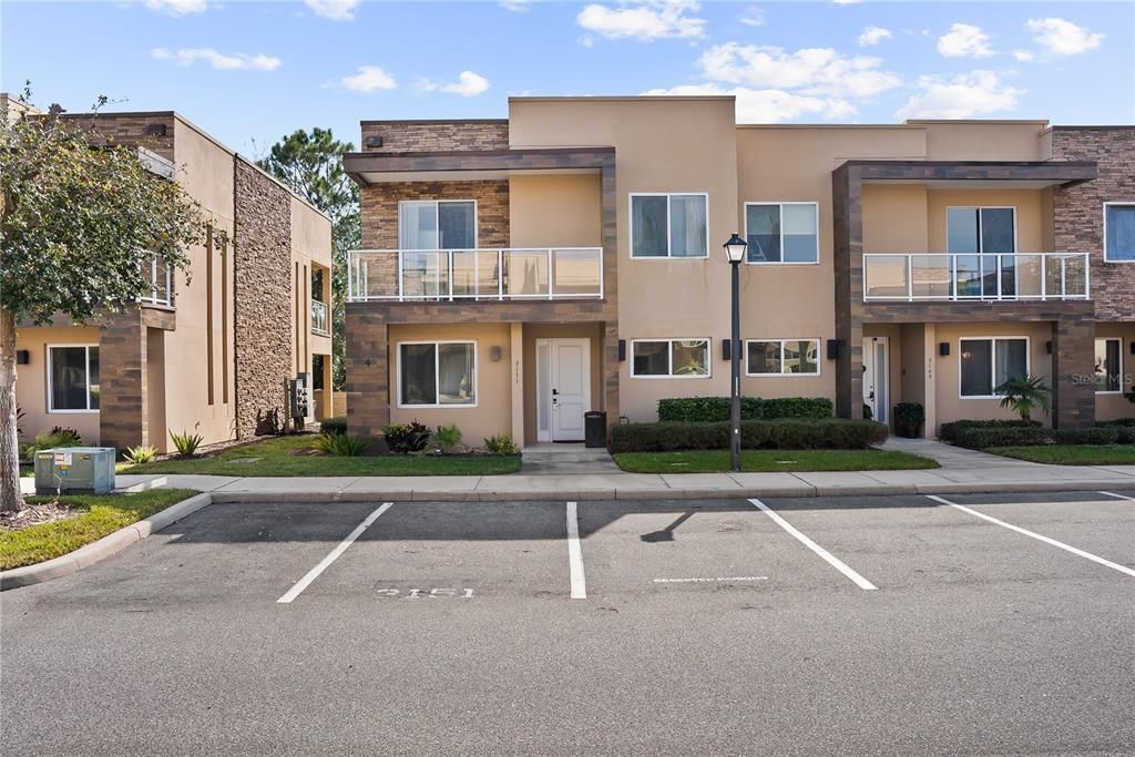 For Sale: $460,000 (4 beds, 4 baths, 2396 Square Feet)