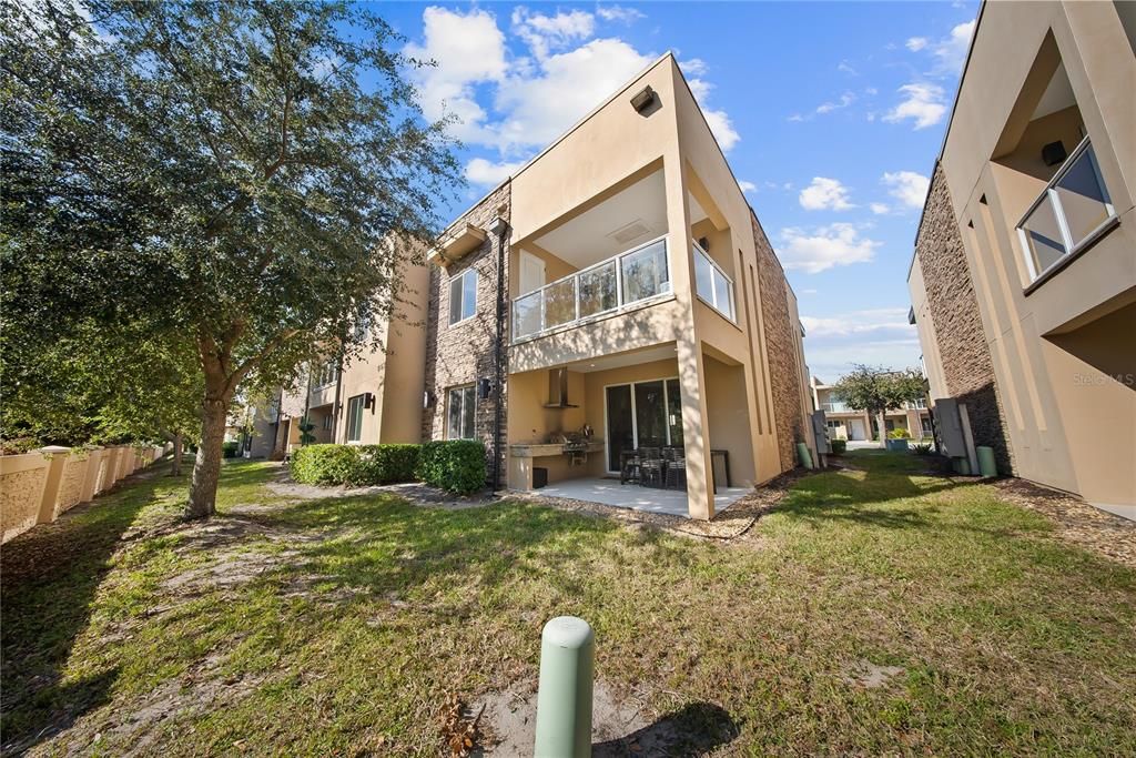 For Sale: $460,000 (4 beds, 4 baths, 2396 Square Feet)