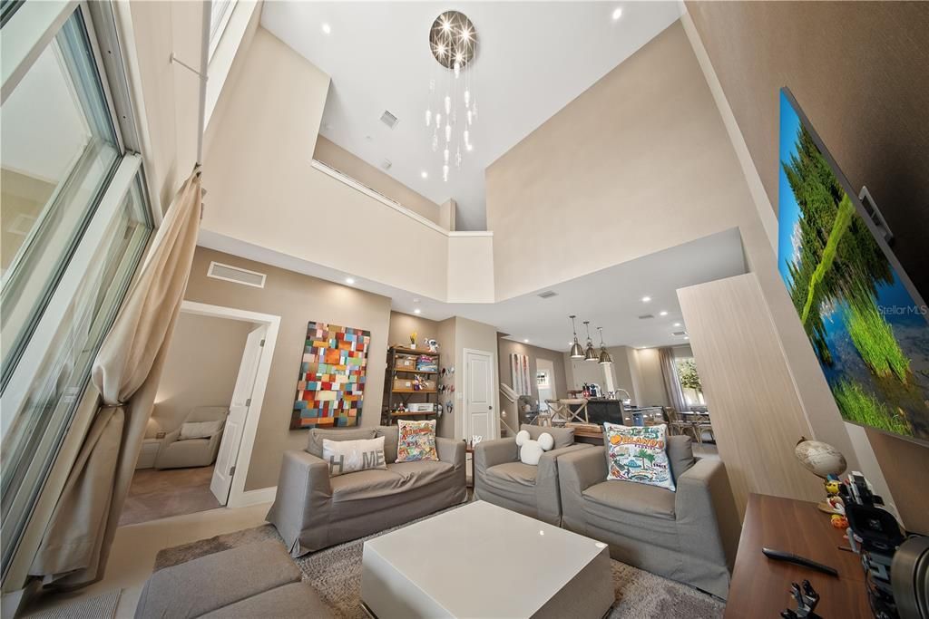 For Sale: $460,000 (4 beds, 4 baths, 2396 Square Feet)