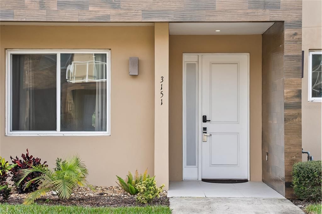 For Sale: $460,000 (4 beds, 4 baths, 2396 Square Feet)