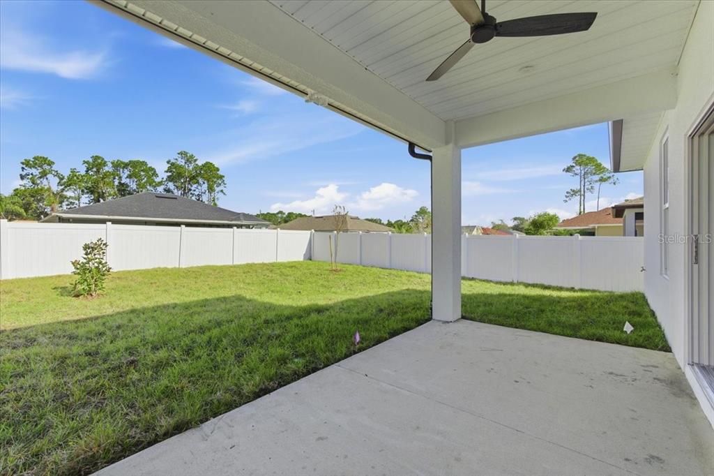 For Sale: $449,000 (3 beds, 3 baths, 1810 Square Feet)