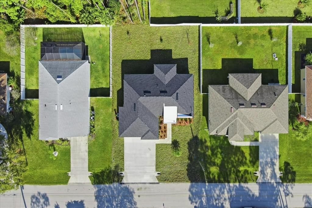 For Sale: $449,000 (3 beds, 3 baths, 1810 Square Feet)