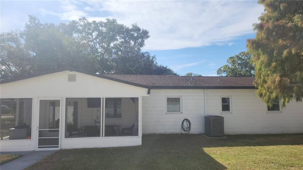 На продажу: $300,000 (3 спален, 2 ванн, 1248 Квадратных фут)