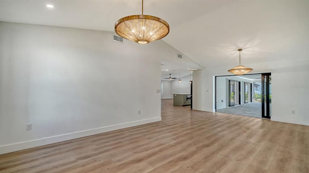 For Rent: $5,950 (3 beds, 3 baths, 2209 Square Feet)