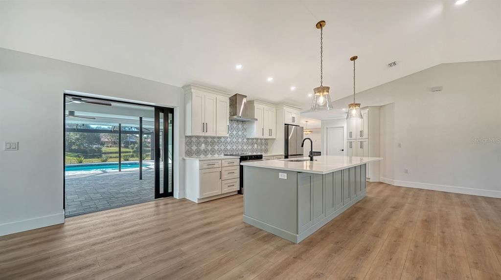 For Rent: $5,950 (3 beds, 3 baths, 2209 Square Feet)