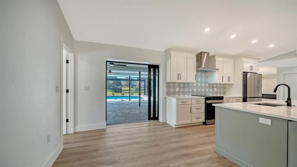 For Rent: $5,950 (3 beds, 3 baths, 2209 Square Feet)