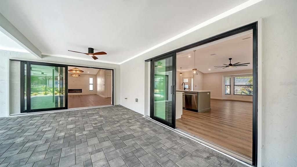 For Rent: $5,950 (3 beds, 3 baths, 2209 Square Feet)