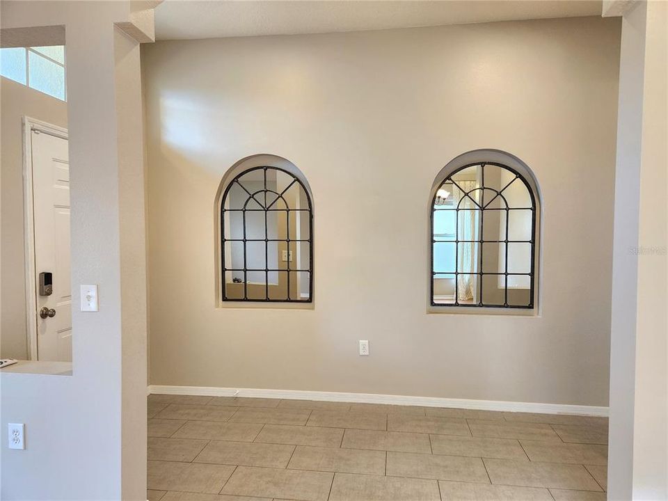 For Sale: $465,000 (4 beds, 2 baths, 2105 Square Feet)