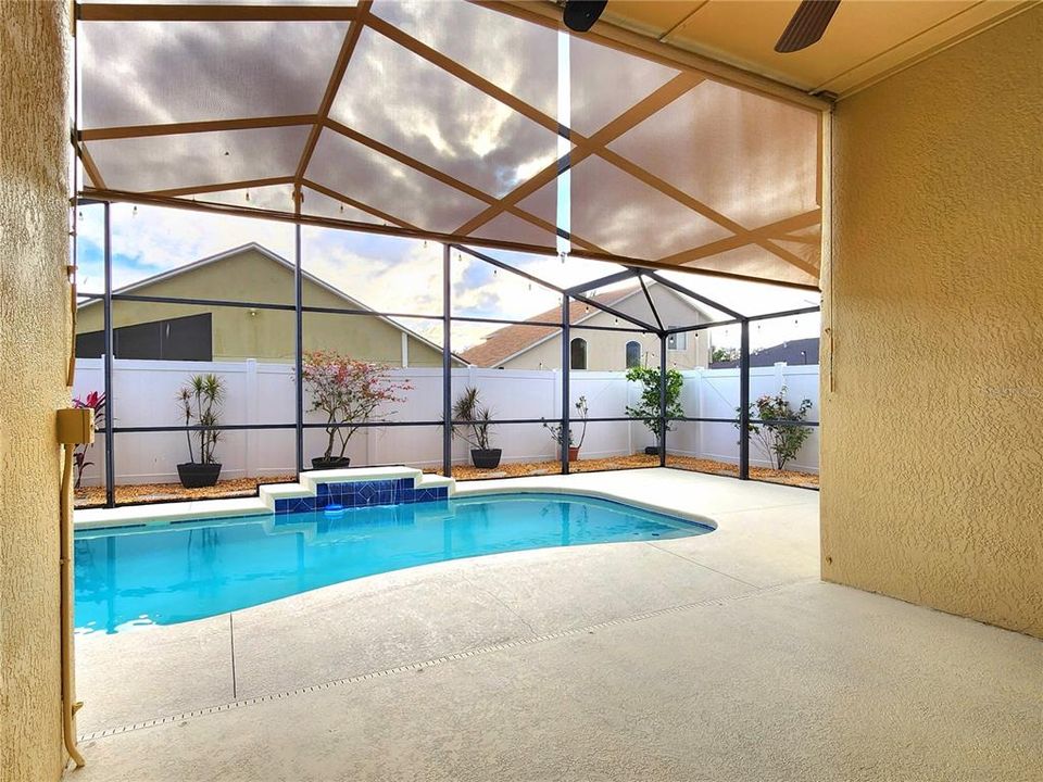 For Sale: $465,000 (4 beds, 2 baths, 2105 Square Feet)