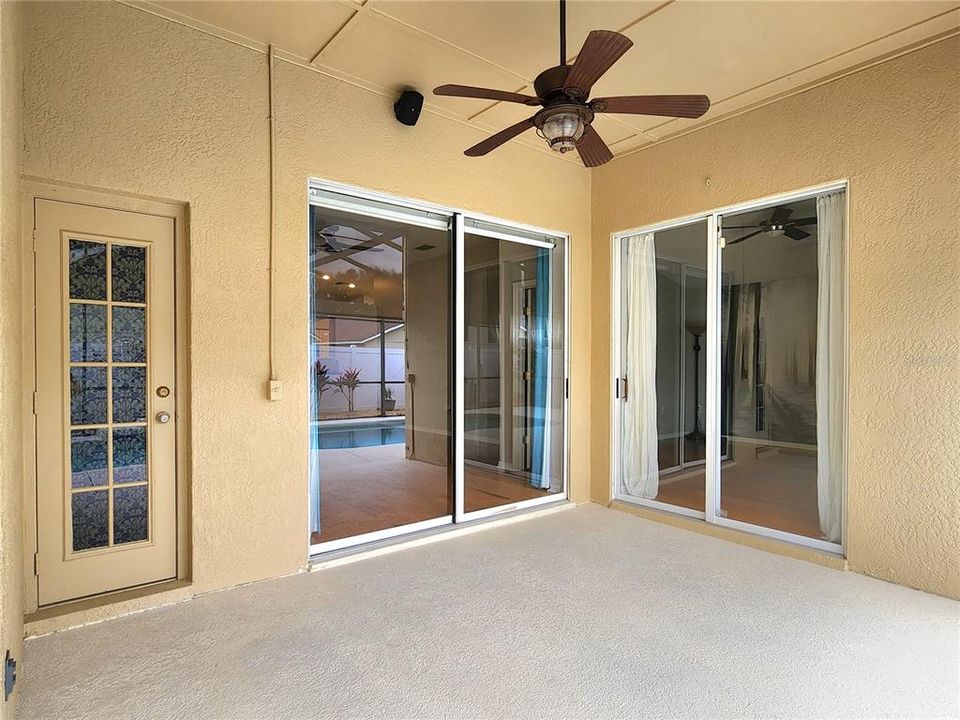 For Sale: $465,000 (4 beds, 2 baths, 2105 Square Feet)