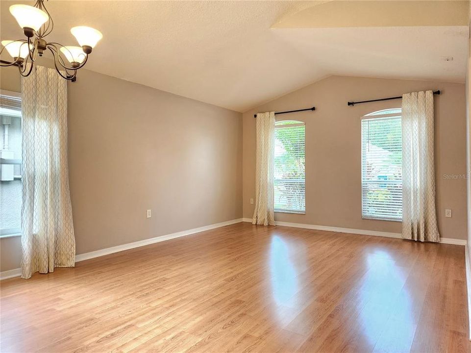 For Sale: $465,000 (4 beds, 2 baths, 2105 Square Feet)