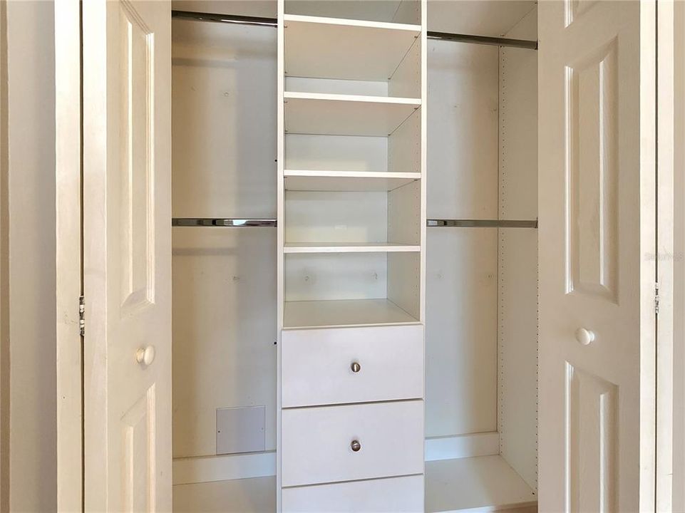 For Sale: $465,000 (4 beds, 2 baths, 2105 Square Feet)