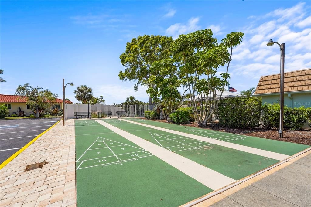 For Sale: $289,000 (2 beds, 2 baths, 1120 Square Feet)