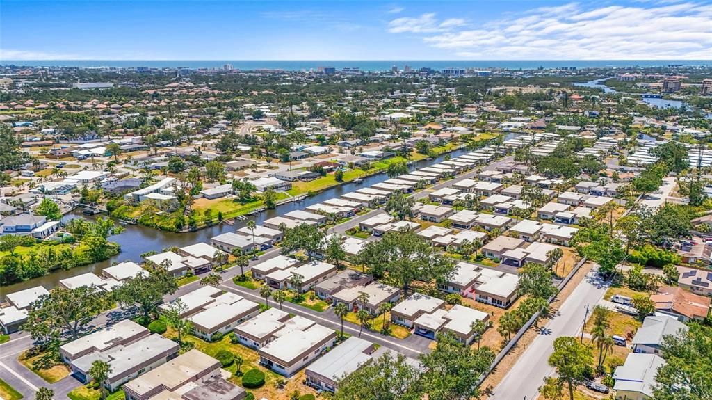 For Sale: $289,000 (2 beds, 2 baths, 1120 Square Feet)