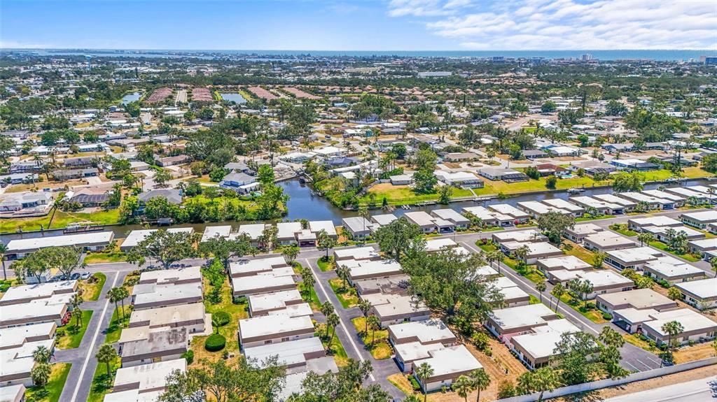 For Sale: $289,000 (2 beds, 2 baths, 1120 Square Feet)