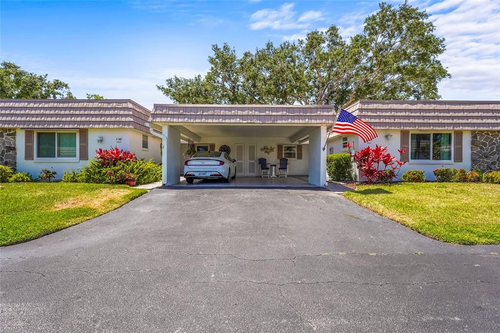 For Sale: $289,000 (2 beds, 2 baths, 1120 Square Feet)