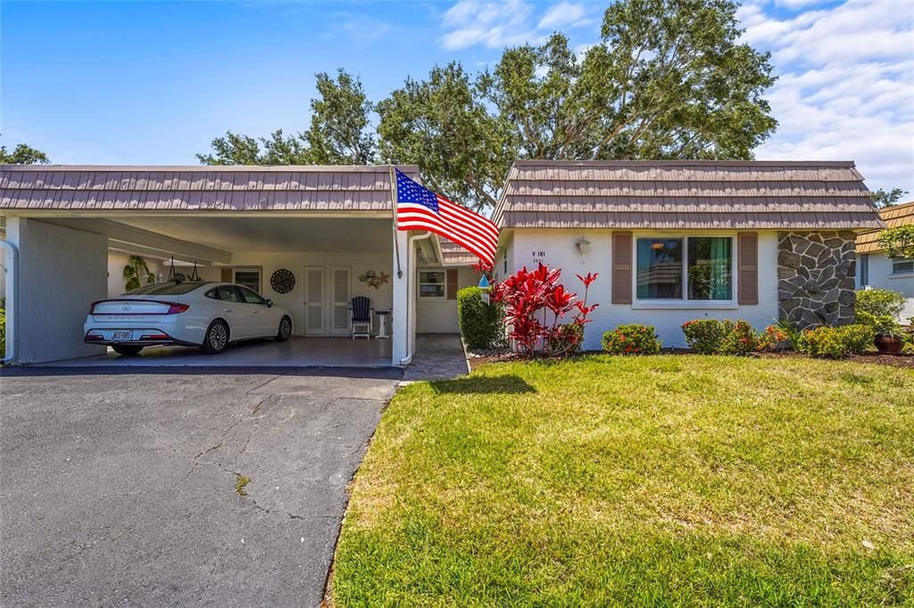 For Sale: $289,000 (2 beds, 2 baths, 1120 Square Feet)