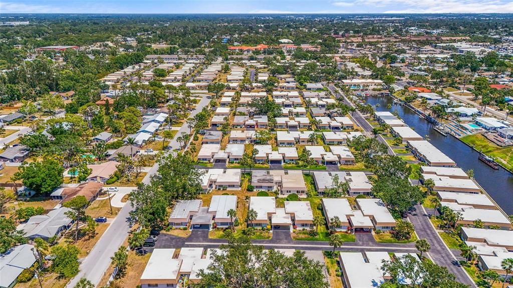 For Sale: $289,000 (2 beds, 2 baths, 1120 Square Feet)