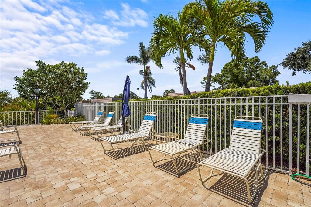 For Sale: $289,000 (2 beds, 2 baths, 1120 Square Feet)