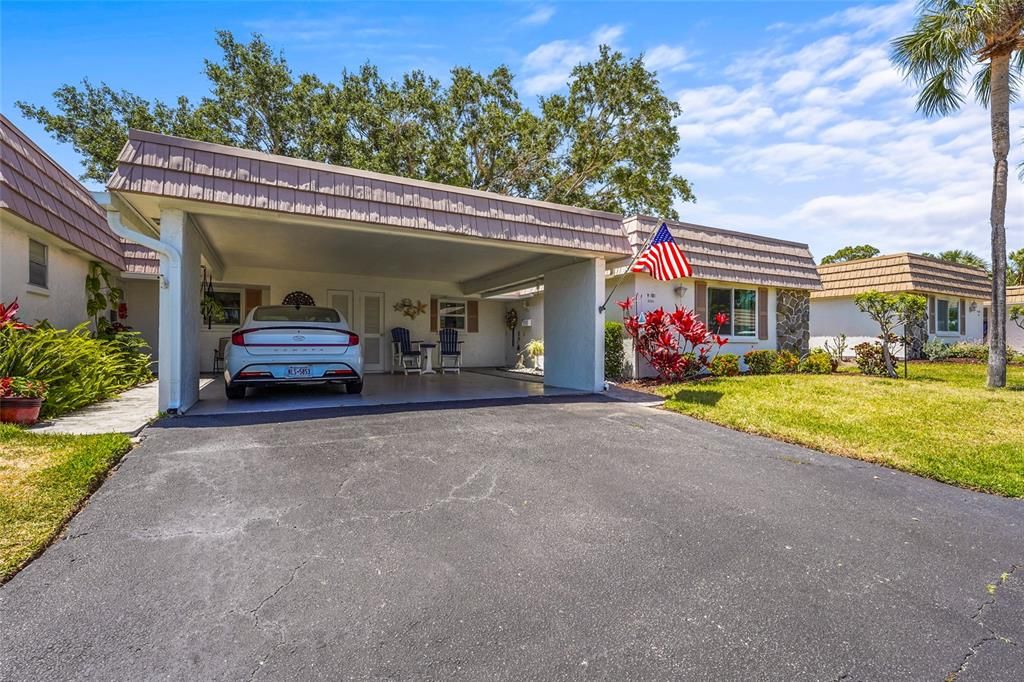 For Sale: $289,000 (2 beds, 2 baths, 1120 Square Feet)