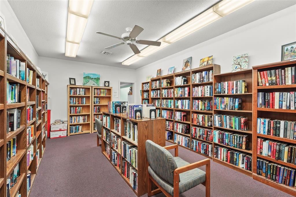 For Sale: $289,000 (2 beds, 2 baths, 1120 Square Feet)