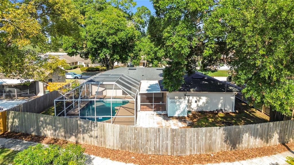 For Sale: $420,000 (3 beds, 3 baths, 1782 Square Feet)