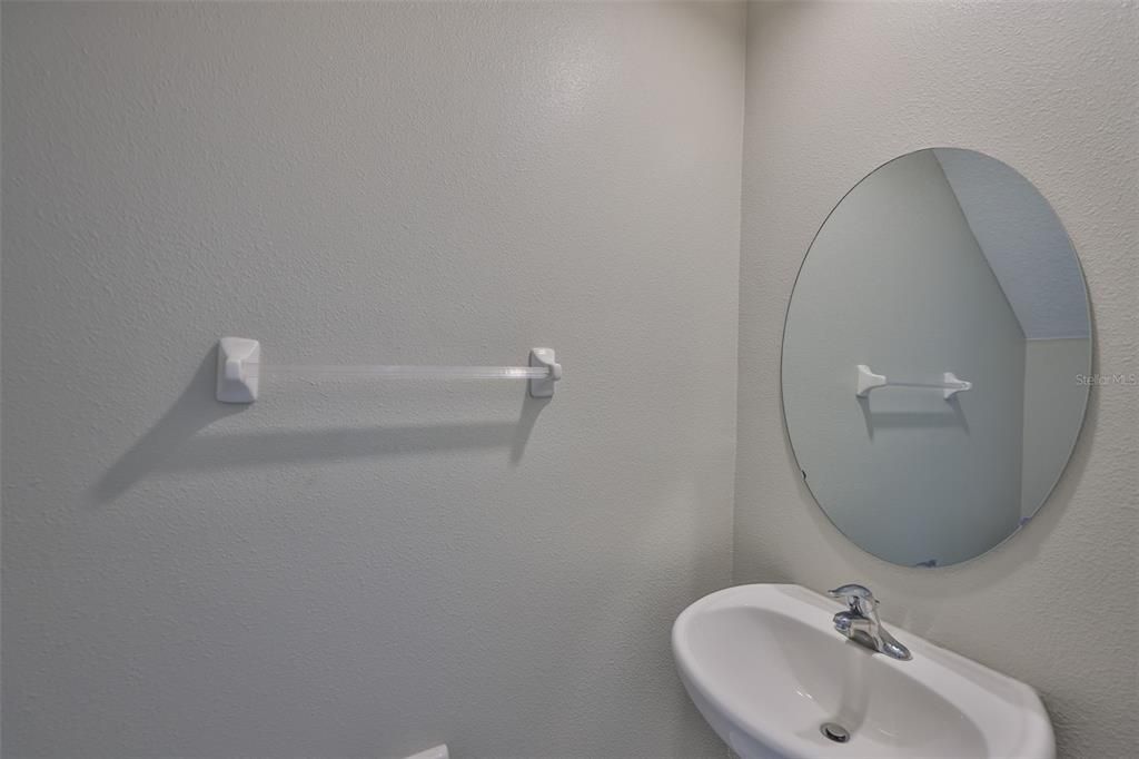 出租: $2,600 (5 贝兹, 2 浴室, 2264 平方英尺)