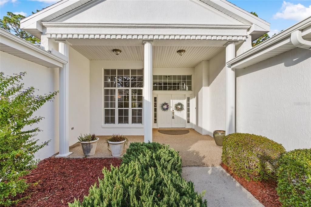 For Sale: $298,000 (2 beds, 2 baths, 2017 Square Feet)