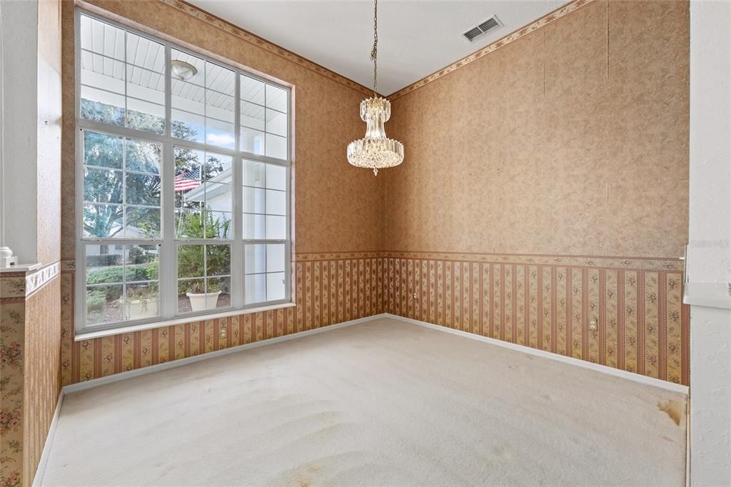 For Sale: $298,000 (2 beds, 2 baths, 2017 Square Feet)