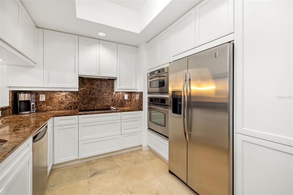 For Sale: $1,595,000 (2 beds, 2 baths, 1697 Square Feet)