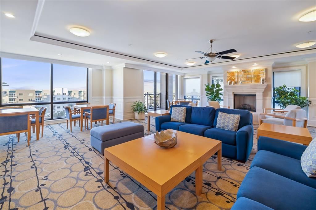 For Sale: $1,595,000 (2 beds, 2 baths, 1697 Square Feet)